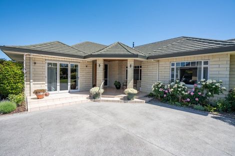 Photo of property in 90 Harvey Street, Waipahihi, Taupo, 3330