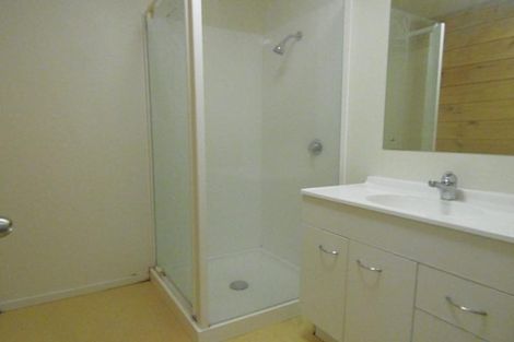 Photo of property in 3/125 Carrington Road, Point Chevalier, Auckland, 1025