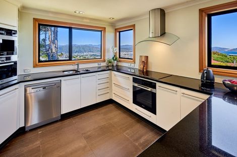 Photo of property in 63 Maungaraki Road, Korokoro, Lower Hutt, 5012