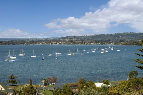 Photo of property in 87 Harbour View Road, Omokoroa, 3114