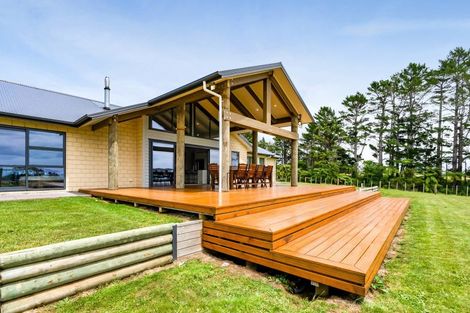 Photo of property in 1270 Mangorei Road, Mangorei, New Plymouth, 4371