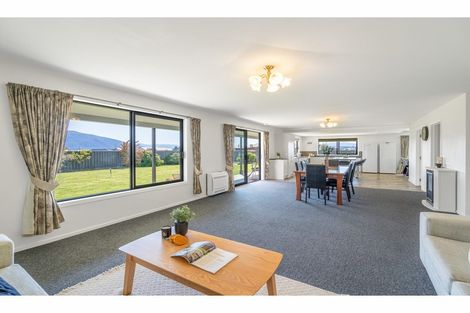 Photo of property in 18 Acheron Way, Te Anau, 9600