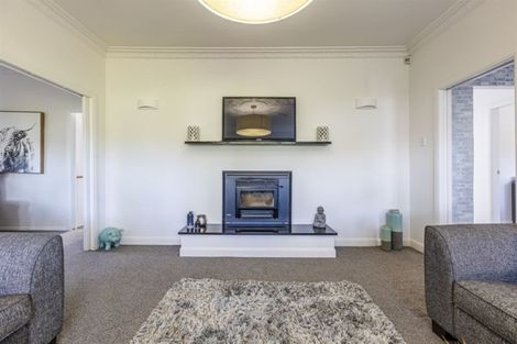 Photo of property in 43 Manapouri Crescent, Hokowhitu, Palmerston North, 4410