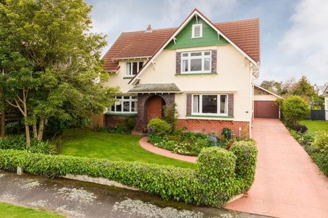 Photo of property in 15 Annandale Avenue, Takaro, Palmerston North, 4410
