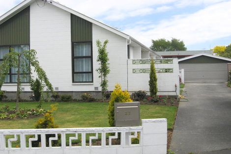 Photo of property in 27 Larch Place, Casebrook, Christchurch, 8051