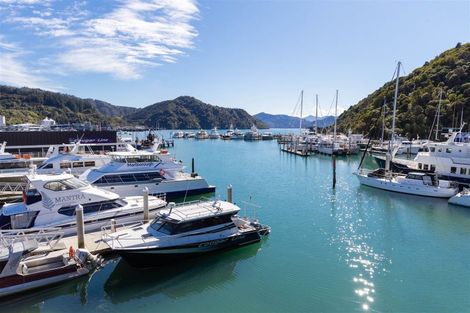 Photo of property in Oxleys Rock Apartments, 304/6 London Quay, Picton, 7220