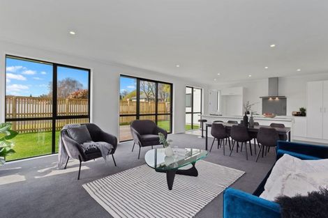 Photo of property in 18 Sholto Duncan Crescent, Halswell, Christchurch, 8025