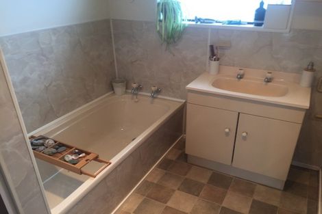 Photo of property in 5 Richardson Street, Woodville, 4920