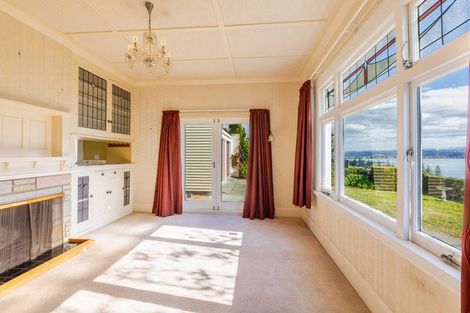Photo of property in 33a Seapoint Road, Bluff Hill, Napier, 4110