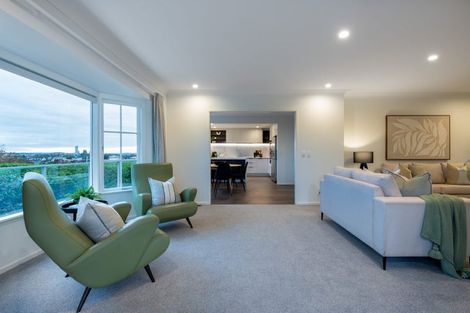 Photo of property in 107 East Coast Road, Castor Bay, Auckland, 0620