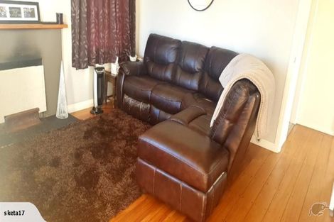 Photo of property in 43 Martin Road, Paraparaumu Beach, Paraparaumu, 5032