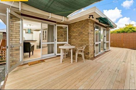 Photo of property in 18 Vintage Drive, Henderson, Auckland, 0612