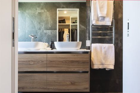 Photo of property in 95 Mays Road, St Albans, Christchurch, 8052