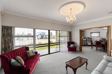 Photo of property in 301 Featherston Street, Palmerston North, 4410