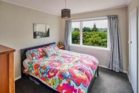 Photo of property in 58 Helston Road, Paparangi, Wellington, 6037