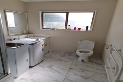 Photo of property in 1a/88 Aroha Avenue, Sandringham, Auckland, 1025