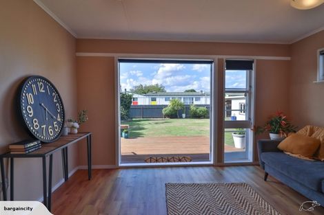 Photo of property in 9 Leslie Avenue, Cloverlea, Palmerston North, 4412