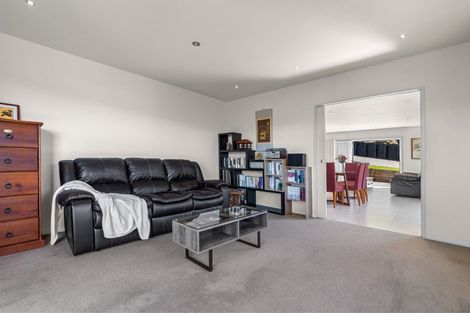 Photo of property in 11 Southill Way, Pyes Pa, Tauranga, 3112