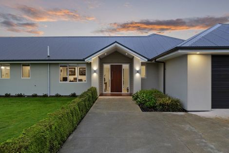 Photo of property in 814 Halkett Road, West Melton, Christchurch, 7671