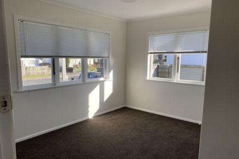 Photo of property in 51 Cargill Street, Papakura, 2110