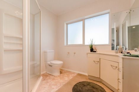Photo of property in 24 Cedar Drive, Paraparaumu Beach, Paraparaumu, 5032