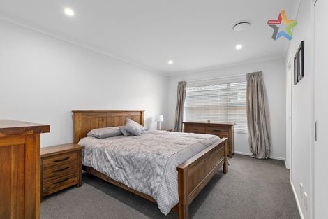 Photo of property in 5 Takapo Grove, Kelson, Lower Hutt, 5010