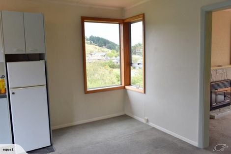 Photo of property in 2 Shirley Place, Kenmure, Dunedin, 9011