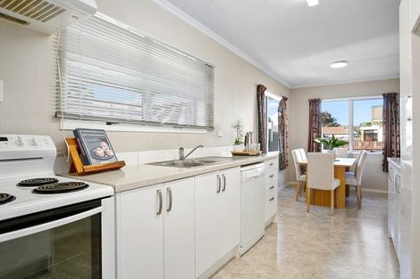 Photo of property in 78 Noel Street, Leamington, Cambridge, 3432