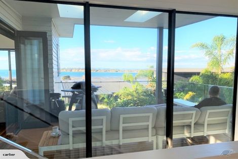 Photo of property in 6a Calder Place, Wai O Taiki Bay, Auckland, 1072