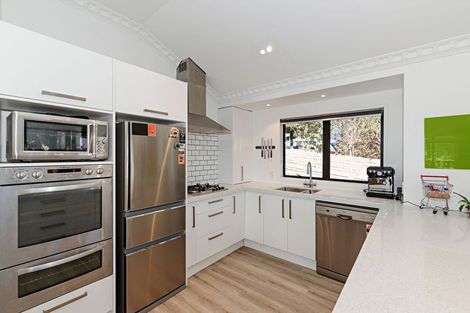 Photo of property in 3/109 Don Buck Road, Massey, Auckland, 0614