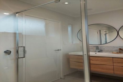 Photo of property in 1/166 Pigeon Mountain Road, Half Moon Bay, Auckland, 2012