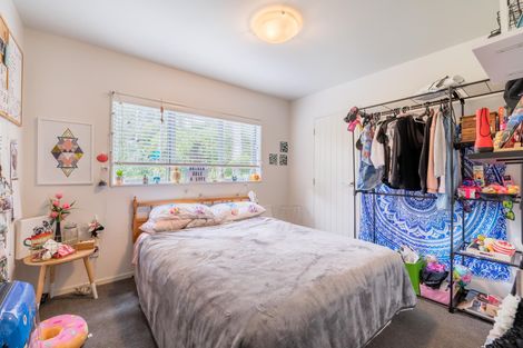 Photo of property in 20e Konini Road, Titirangi, Auckland, 0604