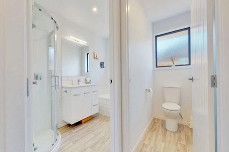 Photo of property in 38 Te Kio Crescent, Papamoa Beach, Papamoa, 3118