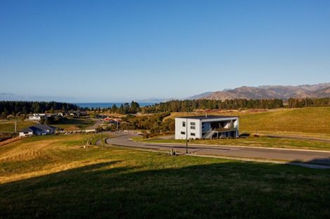 Photo of property in 13 Knowles Crescent, Kaikoura Flat, Kaikoura, 7371