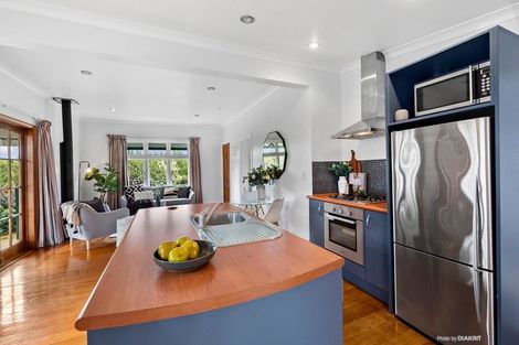 Photo of property in 16 New York Street, Martinborough, 5711