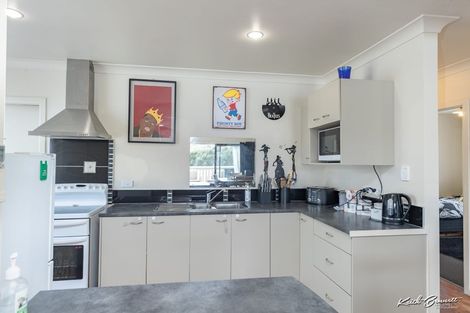Photo of property in 79 Waihemo Street, Waitangirua, Porirua, 5024