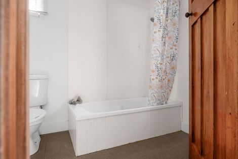 Photo of property in 21 Makomako Street, Frankton, Hamilton, 3204