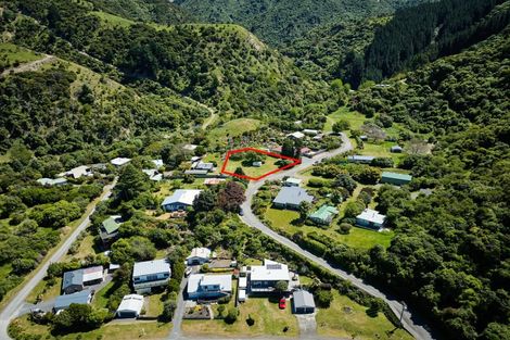 Photo of property in 13 Makura Road, Goose Bay, Kaikoura, 7374