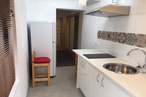 Photo of property in 16 Kerlin Crescent, West Harbour, Auckland, 0618