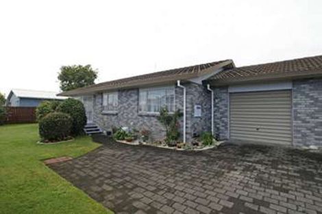 Photo of property in 11 Cromwell Drive, Fitzroy, Hamilton, 3206