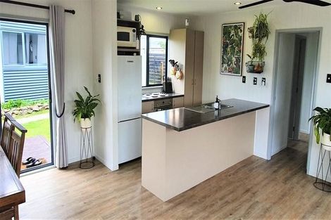 Photo of property in 125 Ngaio Drive, Matarangi, Whitianga, 3592