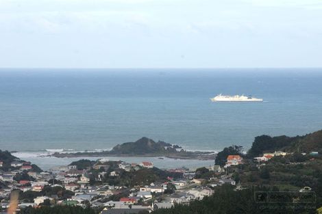 Photo of property in 15 Connaught Terrace, Brooklyn, Wellington, 6021