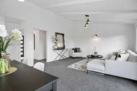 Photo of property in 163b Victoria Street, Cambridge, 3434