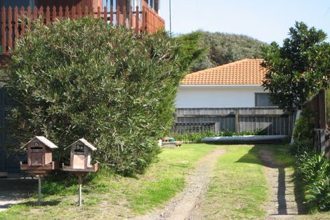 Photo of property in 5 Ohuirehe Road, Coastlands, Whakatane, 3120