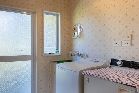 Photo of property in 86 Belvedere Avenue, Waikanae, 5036