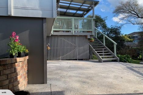 Photo of property in 1/645 Swanson Road, Swanson, Auckland, 0612