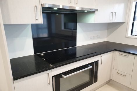 Photo of property in 10 Mutetai Road, Clarks Beach, 2122