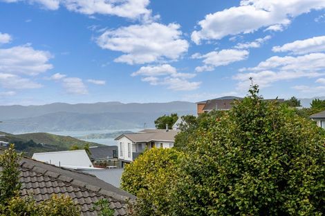 Photo of property in 17 Nalanda Crescent, Broadmeadows, Wellington, 6035