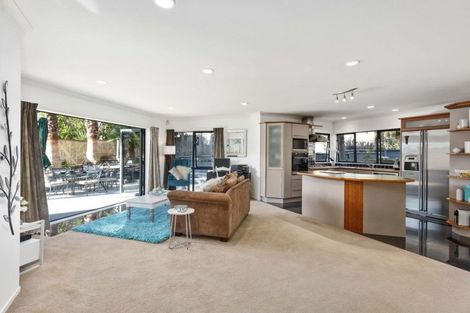 Photo of property in 34 Byblos Place, The Gardens, Auckland, 2105