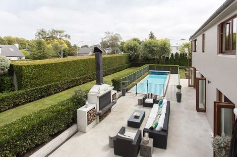 Photo of property in 27 Wroxton Terrace, Merivale, Christchurch, 8014